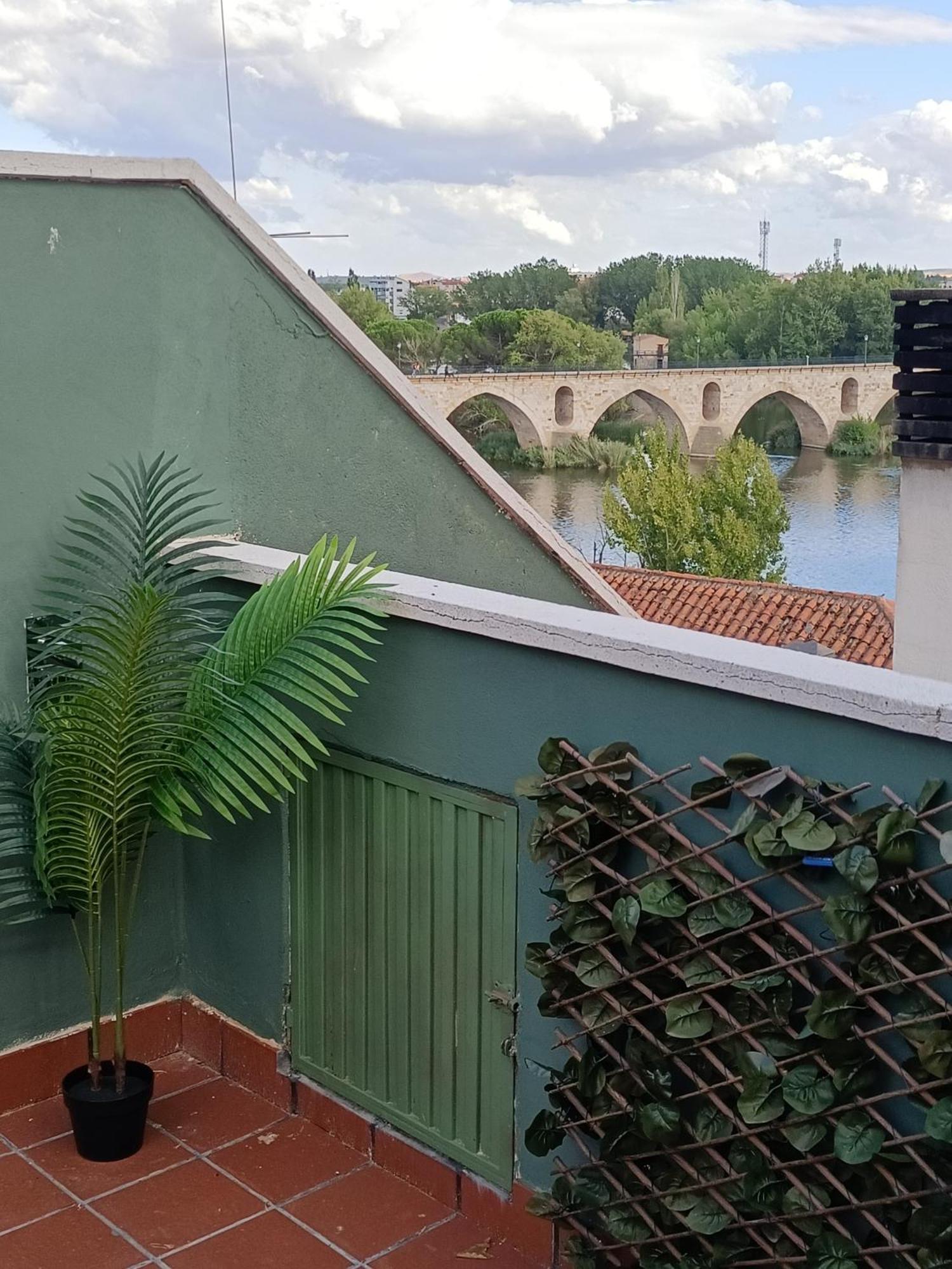 Los Pepinos Zamora Exteriör bild
